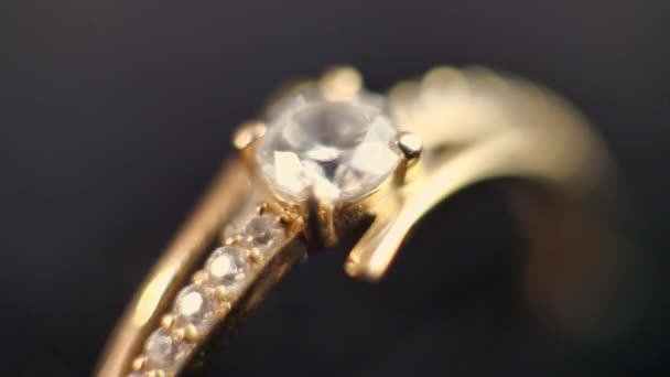 Brilliant Cut Diamond Set Ring Close Side View — Stockvideo