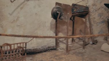 Kırsal yaşamın geleneksel nesnelerinin müzelerine kurulması