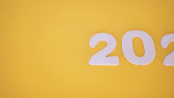 2022 2023 Auf Gelbem Hintergrund Änderungen Und Der Beginn Eines — Stockvideo