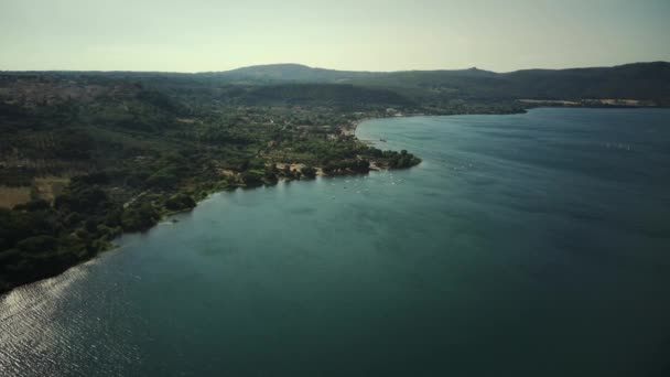 Panoramic View Lake Bracciano Aerial Shot Drone Coast Bracciano Lake — Vídeo de Stock