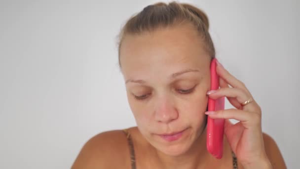 Woman Making Friendly Phone Call May Talking Business Contact Friend — Stock Video