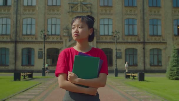 Portrait Depressed Emotionally Stressed Pretty Asian Female Student Textbooks Walking — Wideo stockowe
