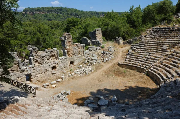 Theater in oude phaselis, Turkije. — Stockfoto