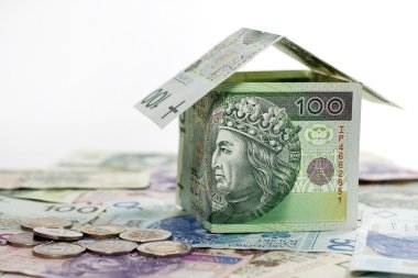 Yapılmış ev?? Lehçe para kredi ve inşaat kavramı