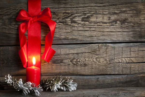 Kırmızı kurdele vintage kurulları ile arka plan Christmas — Stok fotoğraf
