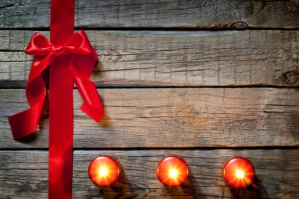 Jul abstrakt bakgrund med rött band på vintage styrelser — Stockfoto