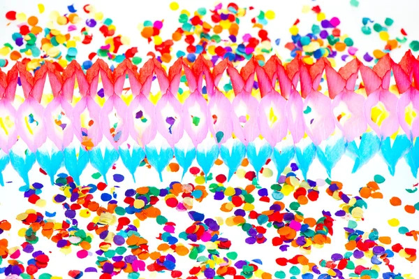 Guirlandas coloridas e confete. decoração do partido — Fotografia de Stock