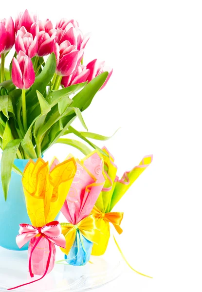 Świeże różowe tulipany z kropli wody — Zdjęcie stockowe