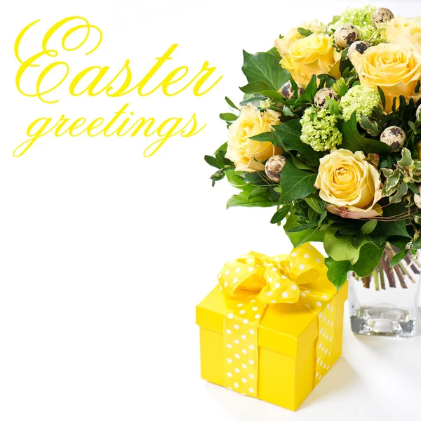 Easter flowers bouquet with eggs decoration — Stock Photo, Image