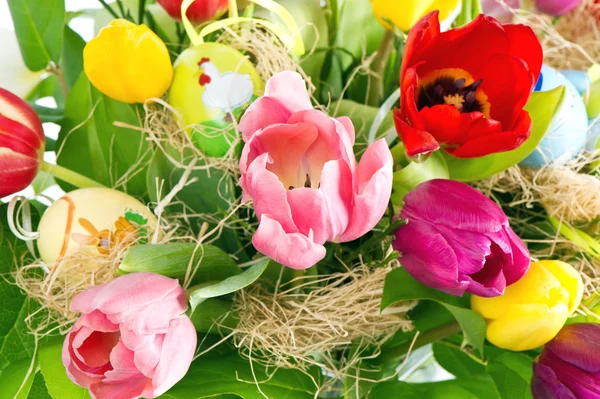 Bouquet coloré de fleurs de tulipe de Pâques — Photo
