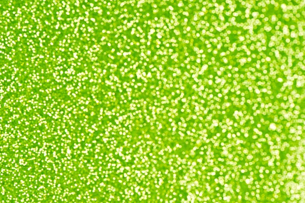 Espumante borrão abstrato fundo verde. luzes de primavera — Fotografia de Stock