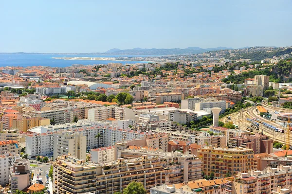 Utsikt över Medelhavet resort, nice, Frankrike. — Stockfoto