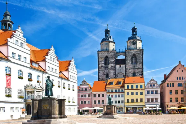 Náměstí ve Wittenbergu, hlavní náměstí staré německé město. — Stock fotografie