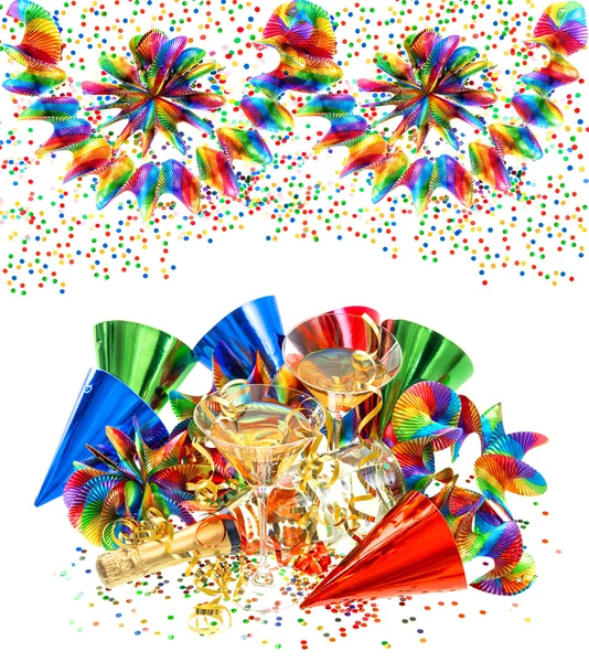 Decoração de festa de aniversário colorido com copos de coquetel — Fotografia de Stock