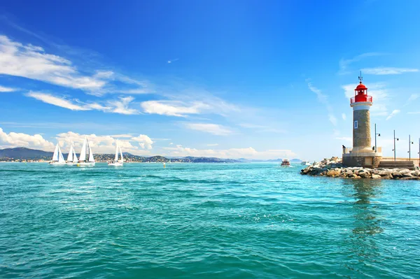 St tropez feneri. güzel Akdeniz manzarası