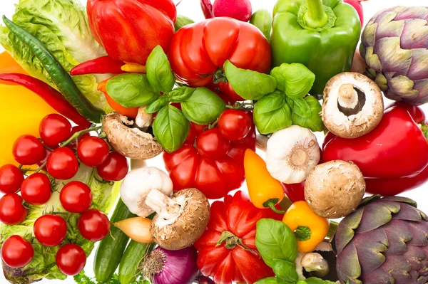 Primer plano de verduras y hierbas frescas — Foto de Stock