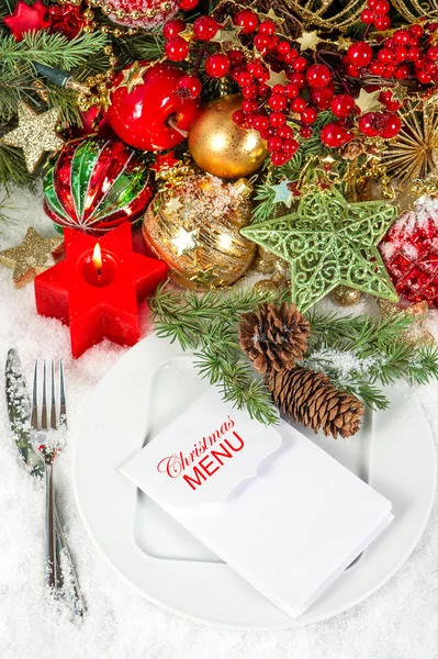 Festive christmas table place setting decoration — Stock Photo, Image