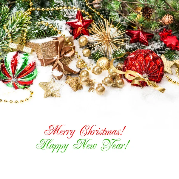 yılbaşı ağacı dalları ile kırmızı, altın yeşil süslemeleri