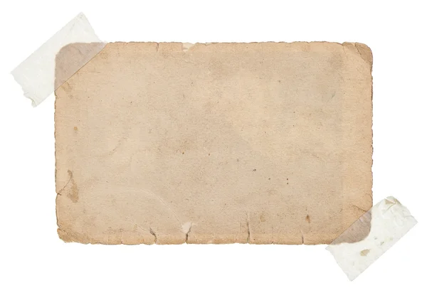 Velho cartão de papel grungy com fita isolada em branco — Fotografia de Stock