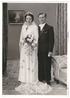 Düğün fotoğrafı. Sadece evli çift. Gelin ve damat