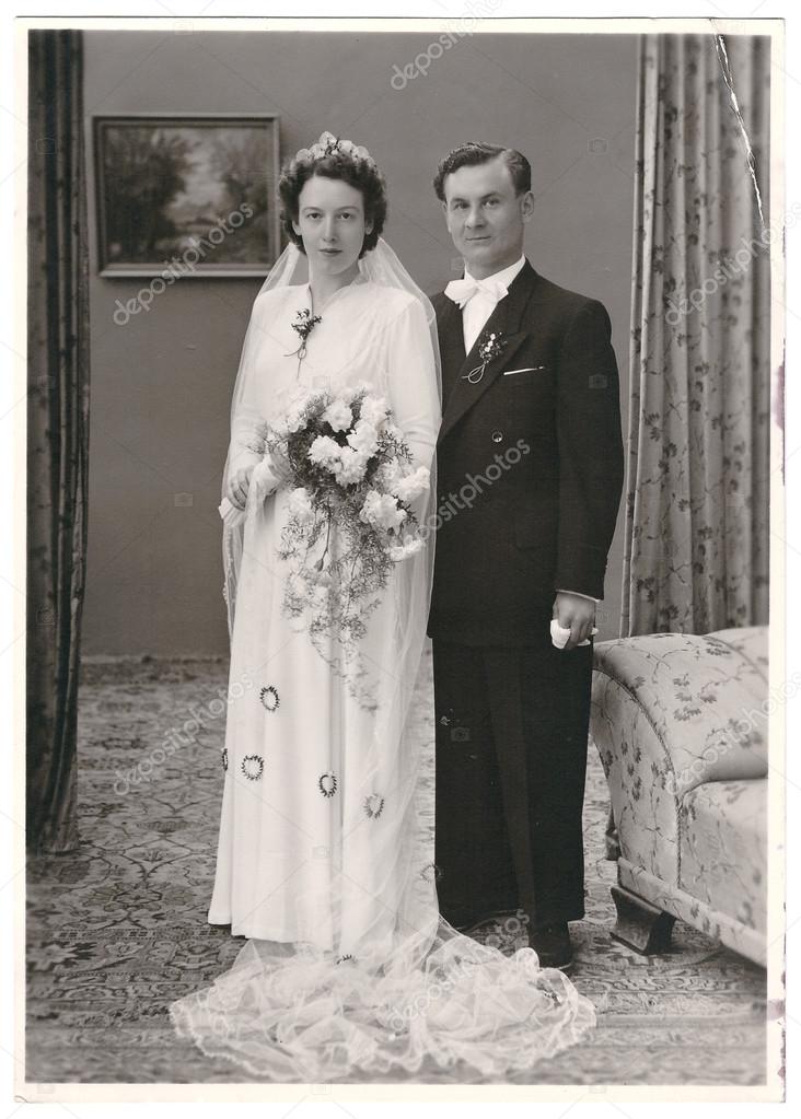 Vintage wedding photo. just married couple. bride and groom