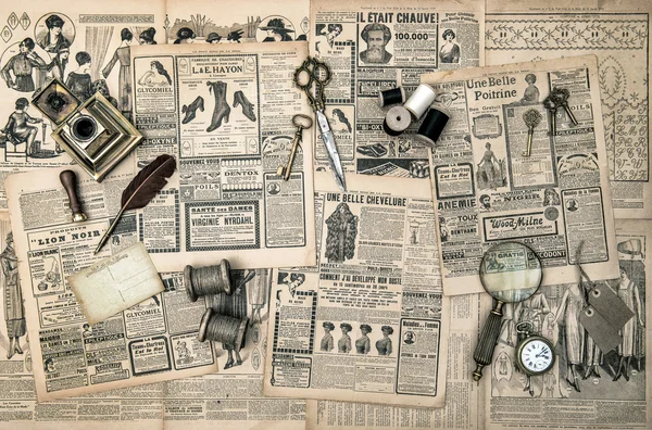 Sewing and writing tools, vintage fashion magazine — Stock Photo, Image