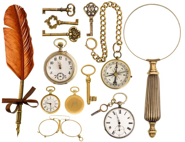 Accessoires anciens. clés antiques, horloge, loupe, boussole — Photo