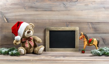 antika oyuncaklar oyuncak ayı ve ho sallanan ile Noel dekorasyon