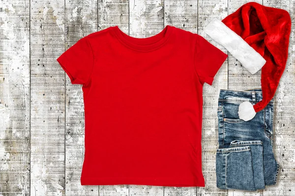 Camiseta Unisex Roja Maqueta Camisa Maqueta Piso Moda Con Decoración —  Fotos de Stock