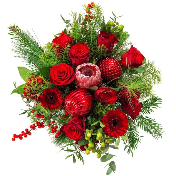 フラワーアレンジメントのトップビュー クリスマスの装飾と赤いバラの花束 — ストック写真