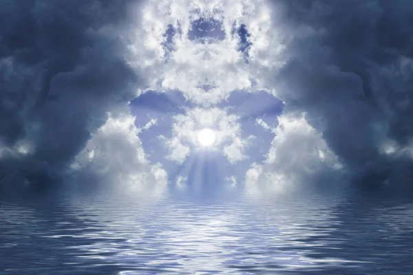 Entrance Heaven Clouds Water Reflection Center Window Blue Sky Shining — стокове фото