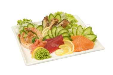 sashimi yılan balığı somon suşi orkinos ve sebzeli karides