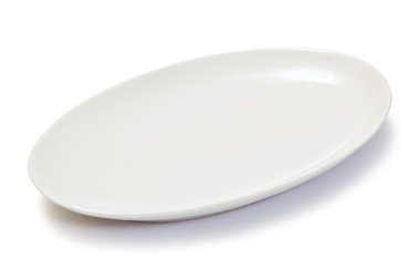 boş oval beyaz tabak