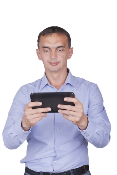 Homem com tablet nas mãos . — Fotografia de Stock