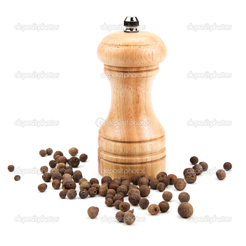 allspice and a mill for grinding