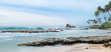 gökyüzü ve deniz manzarası