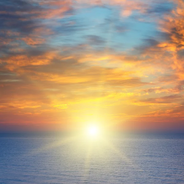 Sunrise over the sea — Stock Photo, Image