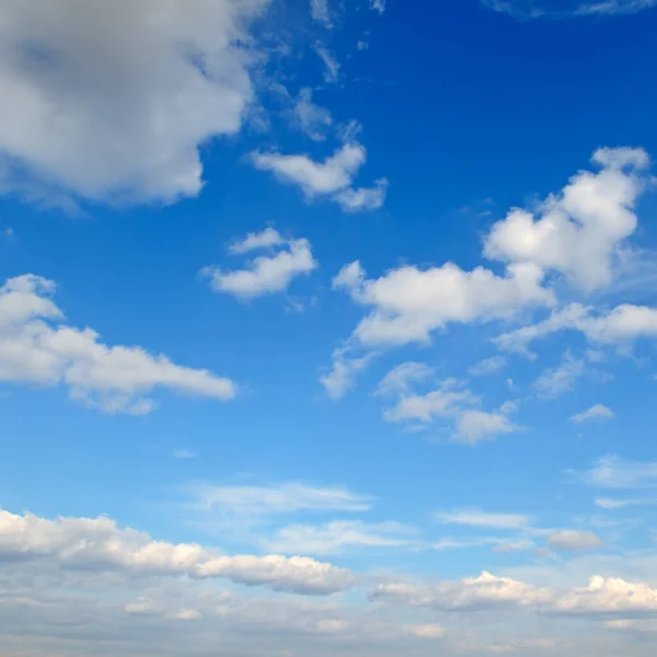 Blå Himmel Med Vackra Naturliga Vita Moln — Stockfoto