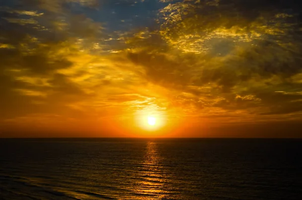 Panoramiczny Krajobraz Plaży Zainspiruj Tropikalny Horyzont Morskiego Krajobrazu Plaży Pomarańczowy — Zdjęcie stockowe