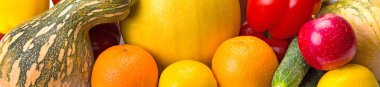 Çeşitli sebze ve meyvelerden güzel parlak bir arka plan.