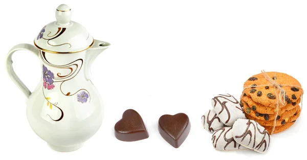 Théière Porcelaine Vintage Chocolats Forme Coeur Biscuits Isolés Sur Fond — Photo