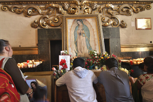 Поклонение Деве Марии
