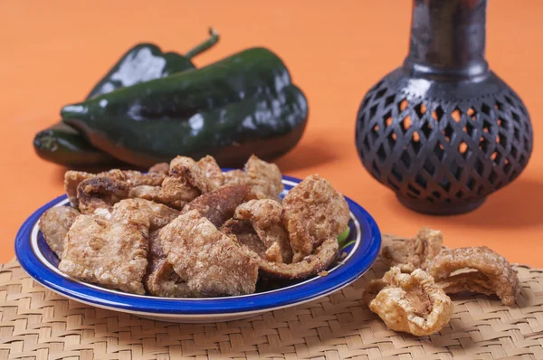 Fried chicharron pork rinds — Stock Photo, Image