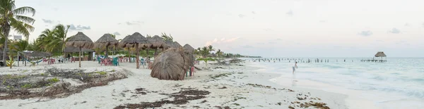 Playa pública del Caribe — Foto de Stock