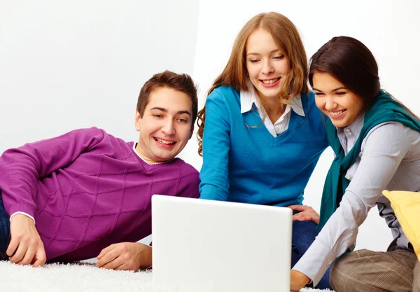 Laptop-Arbeit — Stockfoto