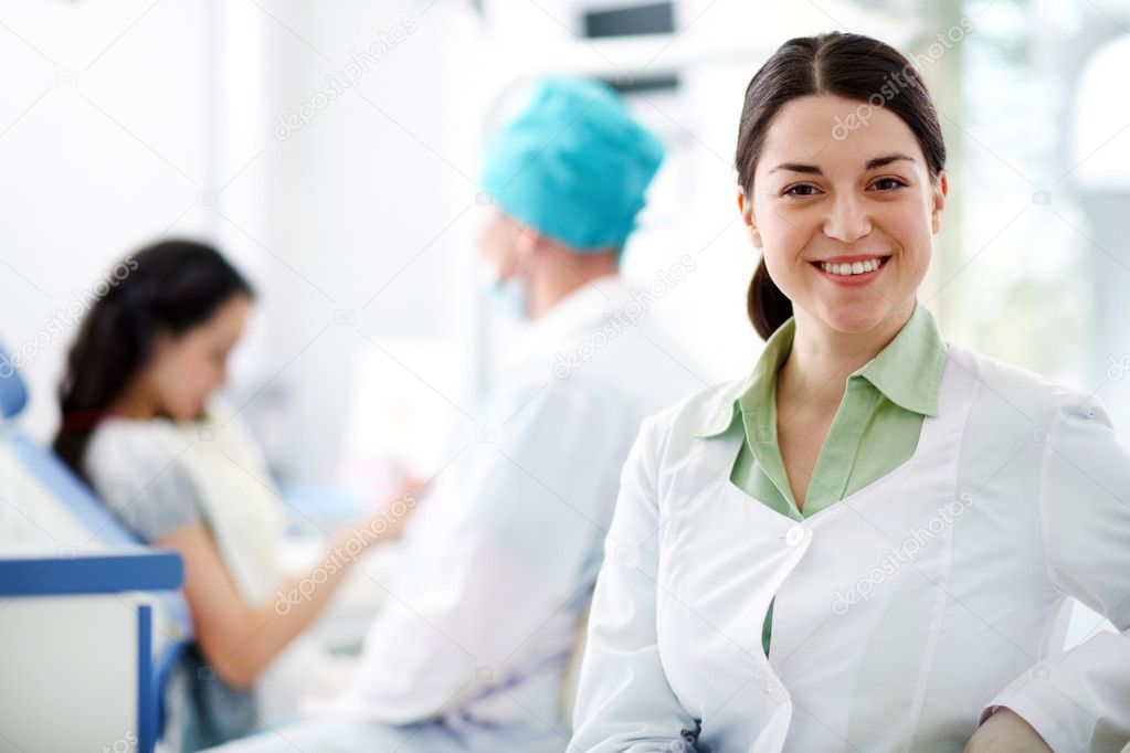 Assistant of dentist