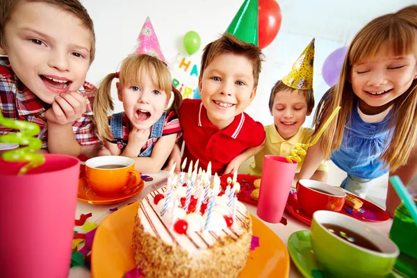 Diversão de aniversário — Fotografia de Stock