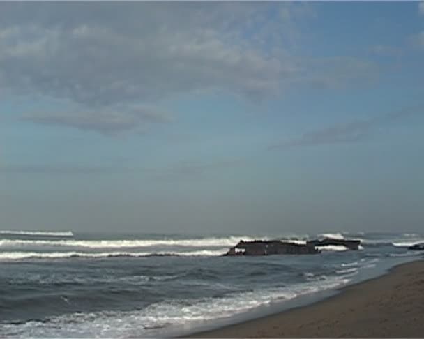 Frente al mar — Vídeo de stock