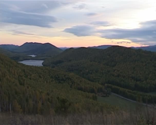 Vallée forestière 