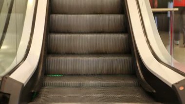 yürüyen